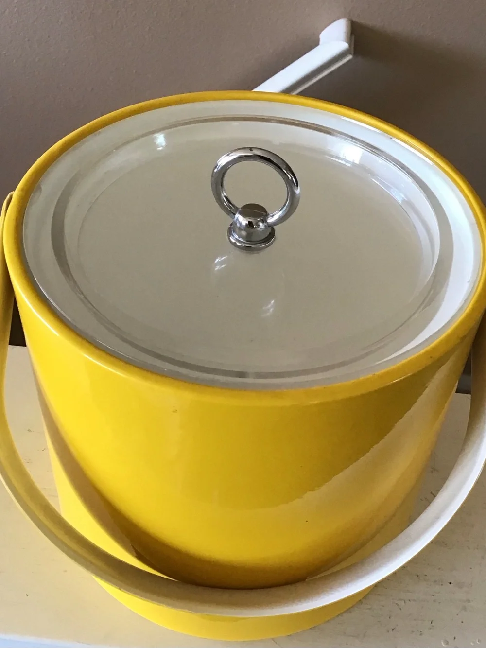 Vintage MCM Retro Georges Briard Yellow Vinyl Ice Bucket